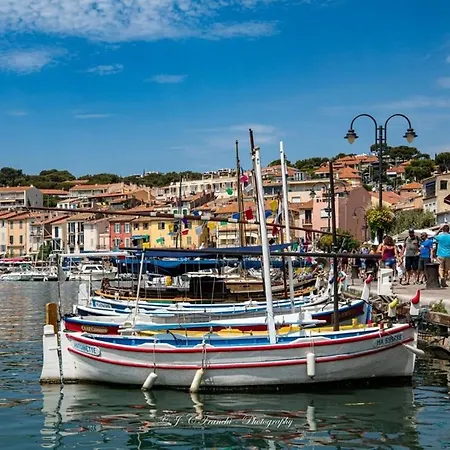 La Grande Bastide Piscine Et Tennis Collectif Cassis