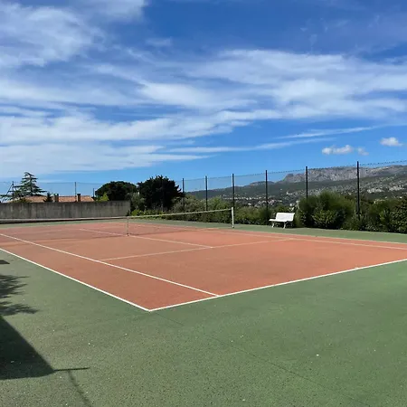 La Grande Bastide Piscine Et Tennis Collectif